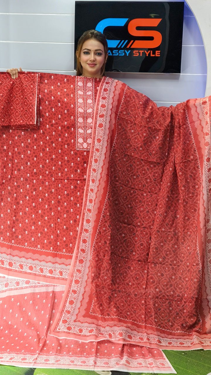 New Premium Zom Zom Lawn Three Piece With Print Salwar