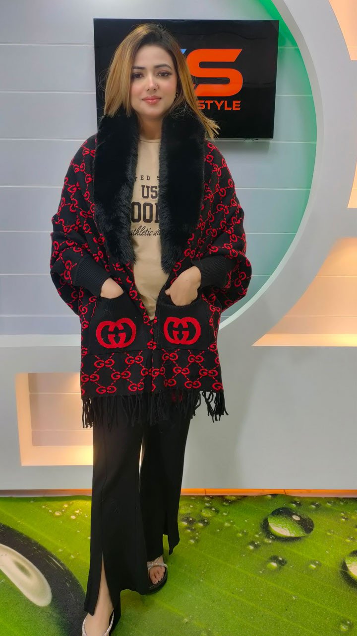 New Design Women China Stylish Poncho