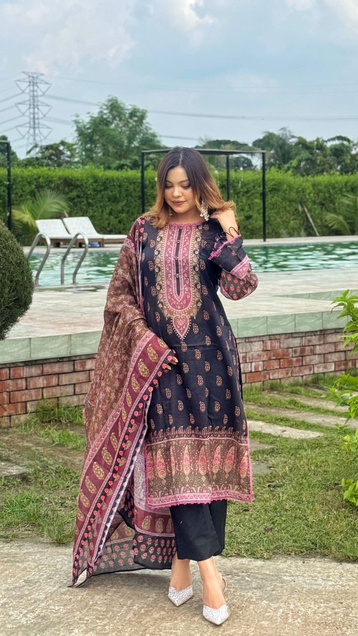 New Premium Zom Zom Lawn Three Piece-Cotton Dupatta